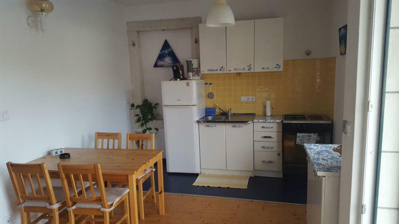 Apartment Vana Stomorska Exterior photo