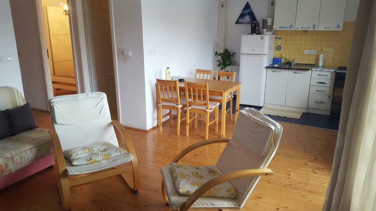 Apartment Vana Stomorska Exterior photo